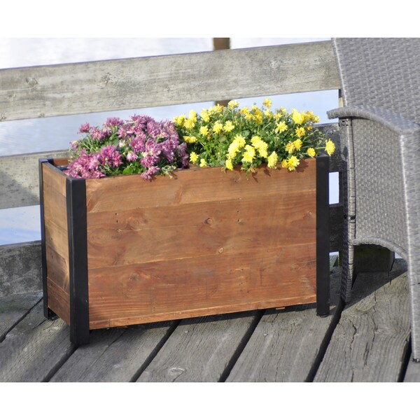 Recycled wood planter